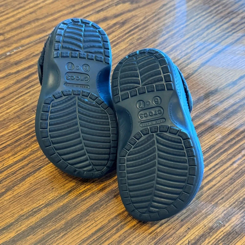 CROCS child sized